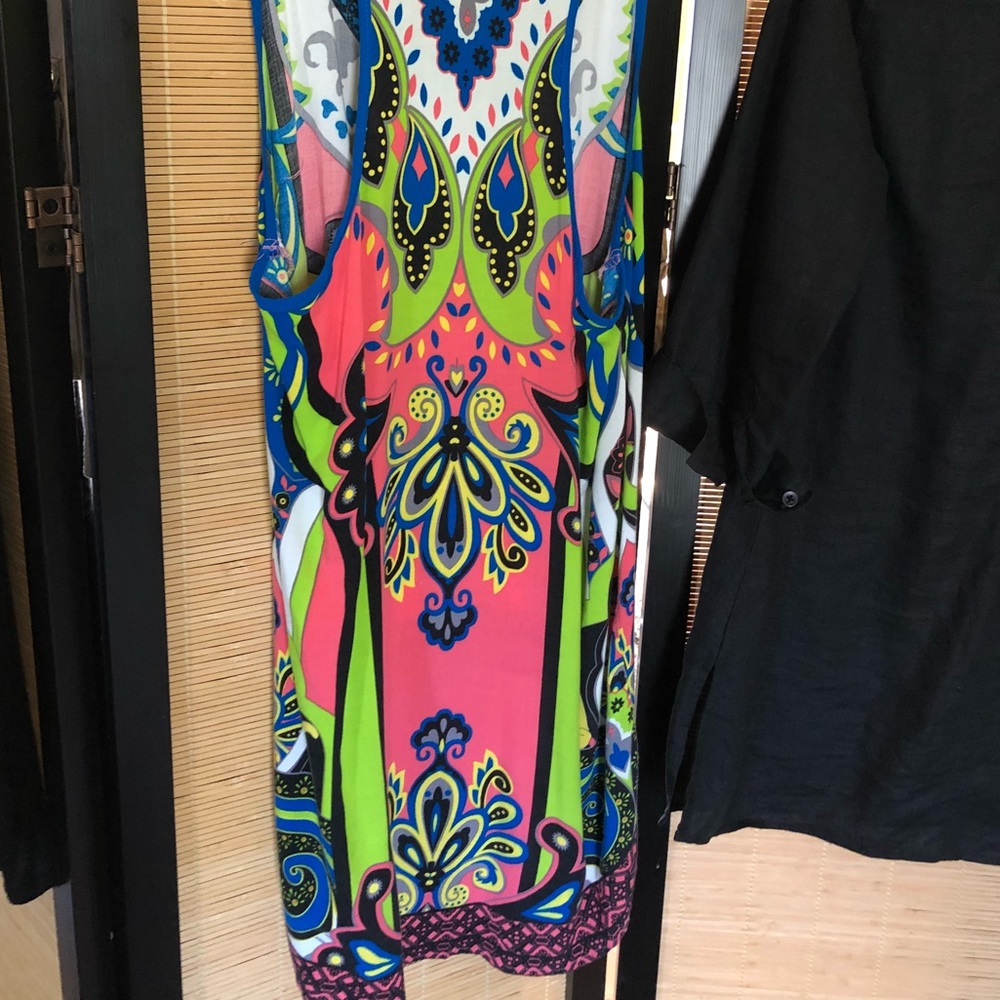 Geometric colorful silky tunic tank top